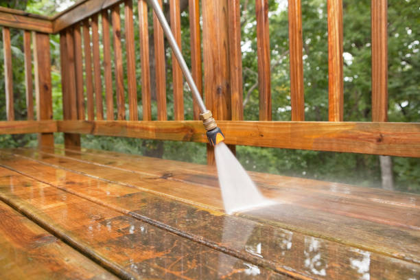 Playground Equipment Cleaning in Howell, MI
